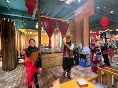 -老滇山寨•云南特色菜•地方菜•民族风情歌舞表演(金碧店)