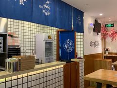 大堂-南门金峰辣子鸡·玩串串(昌发展万科广场店)