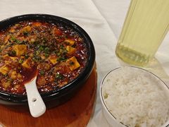 -鑫巴蜀小镇 · 水煮鱼专研店(玉桥店)