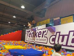 -Tenker Club弹刻极限主题公园 · 蹦床 · 团建 · 生日派对(大关店)