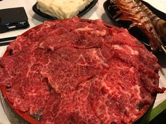 -鲜入围煮花胶鸡海鲜火锅