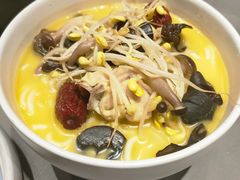 鸡汤米线-云海肴·汽锅鸡·云南菜(高德置地店)