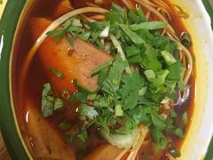 -拈签一笑黄牛肉辣卤串串