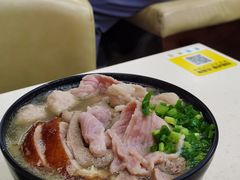 文胸粉-鑫馨餐厅
