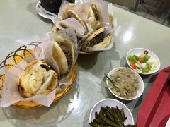 浓香驴肉火烧-闫家驴肉老店(华电一校店)