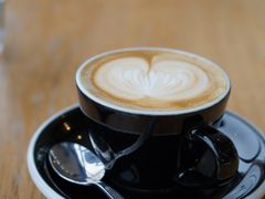 Flat white-Strawberry Fare