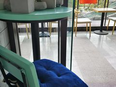 -蜜蜂小象·榴莲千层蛋糕(时代汇11栋店)