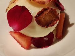 金桔黄皮果-弦月窗LUNETTE BY AMANDA(复兴路店)