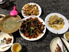黄焖鸡-四方小吃·白族庭院餐厅