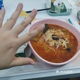 我们点了一份套餐，里面的酸梅汤是真的太好喝了