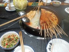 -两三事小郡肝串串香火锅(桂庙店)