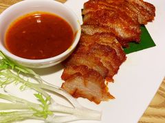 金牌炭烧猪颈肉-渔太泰漓江小馆·广西融合菜(西街店)