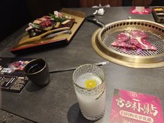 -铭牛烧肉·和牛海鲜自助(高新月牙湖店)