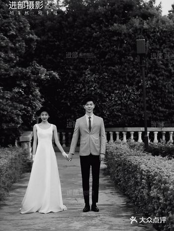 拍婚纱照有必要提前一年吗？森系婚纱照