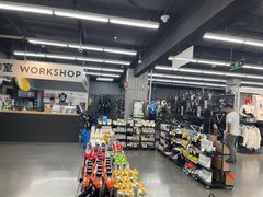 -迪卡侬(越秀公园店)