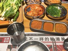 -青瓦炭韩潮烤肉(花园道店)