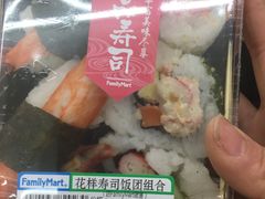 -全家便利店(江湾镇站店)