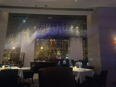 -AZUR聚(香格里拉饭店)