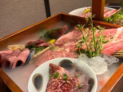-山川小町·极番烧肉(新地假日广场店)
