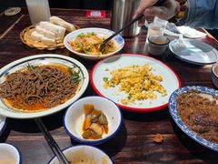 -蓝田九大碗民俗食府(蓝田店)