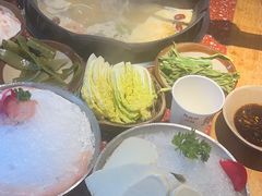 -赵美丽·重庆社区火锅·直营店(火车东站·中豪国际店)