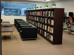 -北京鹏龙大道奔驰4S店(纪家庙店)