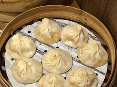 -莱莱小笼·乔艾