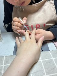 -UGIRL有个美甲