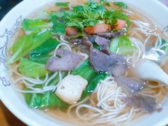 -牛小隆牛肉面馆(四牌楼店)