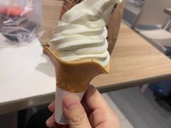 -肯德基(东安路站店)