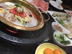 -川中故事·成都老火锅(东书房店)