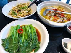 菜芯拌海蜇头-湖锦酒楼·32年地道湖北菜(光谷店)