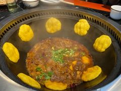 -袁小二大东北铁锅炖(吉祥村总部)