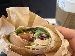 鸡肉凯撒卷-星巴克(上海虹桥站2A检票口)