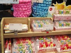 零售区-85度C(苏州石路店)