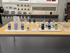 -华为授权体验店(中山公园来福士)