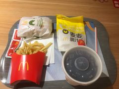 -麦当劳(台山万达店)