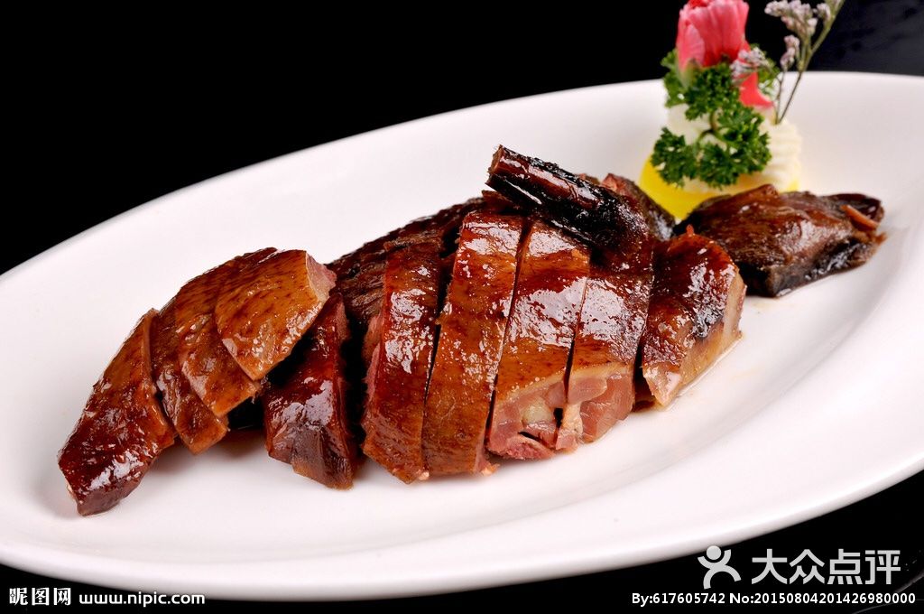 酱鸭凉菜                 禾源包子           禾源包子