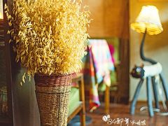 二楼-84那年咖啡馆(李沧万达店)