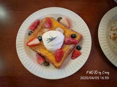 杂莓奶油吐司-Lumos一間甜食