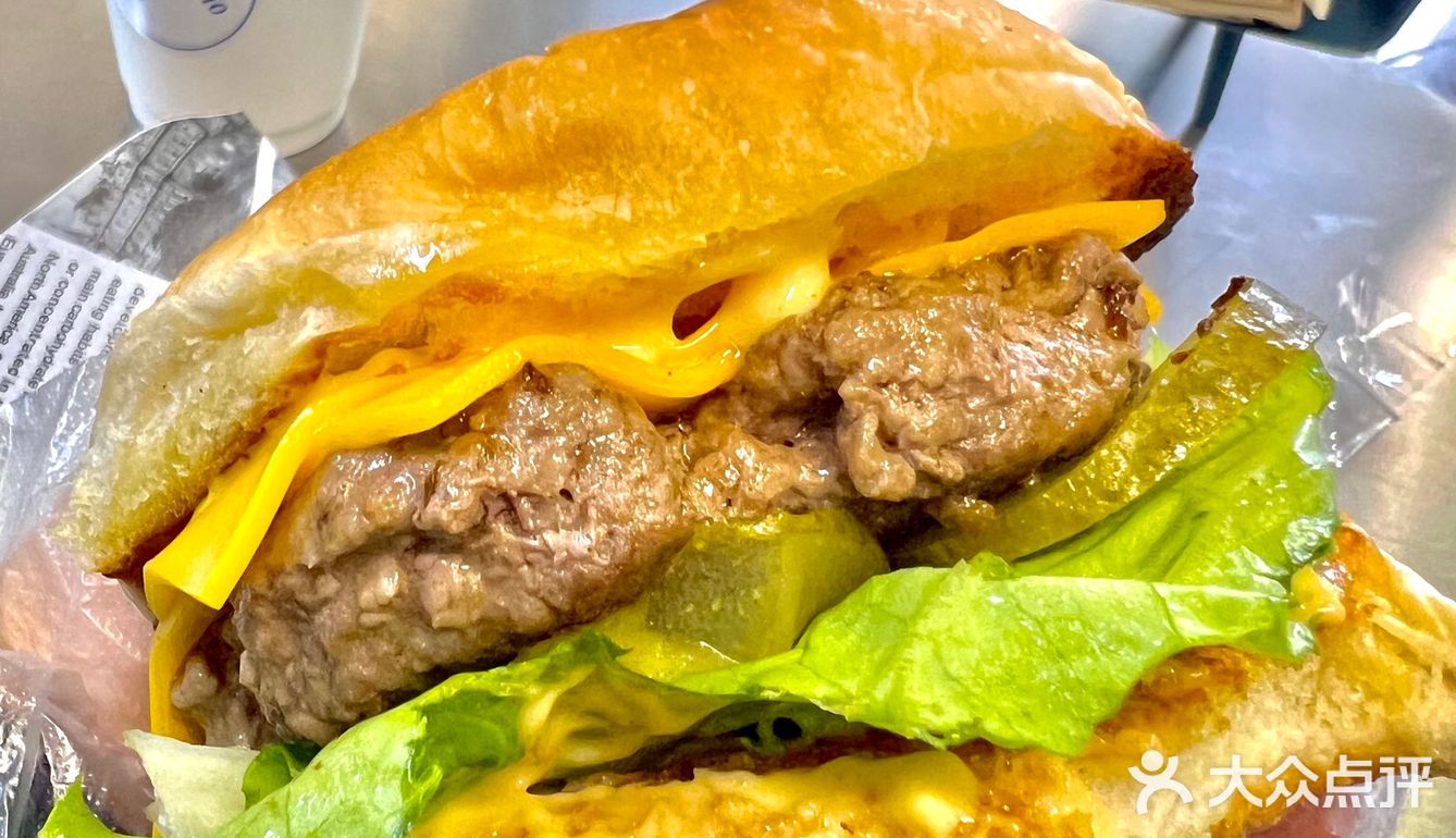 杭州汉堡界扫地僧？一定不能错过的芝士牛肉堡！！🥹