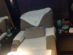 -金色印象·4K影院式足体养生(南坪桃源店)