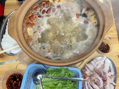 -威邵鸡煲(西华路总店)