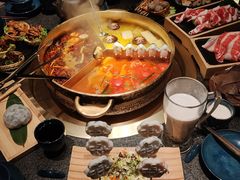 -湊湊火锅·茶憩(打浦桥日月光店)