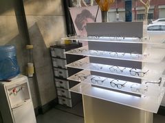 -利明眼镜(顺河路店)