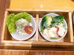 西兰花大虾佐味增蛋黄酱-胜博殿日式炸猪排(西红门店)