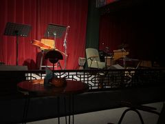 -三两三民谣咖啡清吧