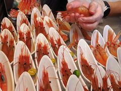 -雍容荟帝王蟹活龙虾展台自助(IFS黑金店)
