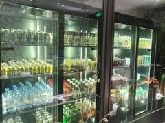 -浅深(世茂滨江精品店)