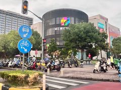 -浦江城市生活广场(江月路店)